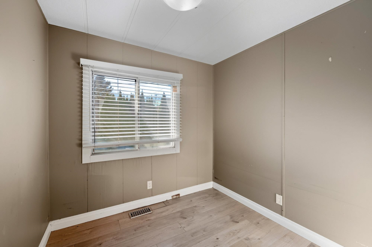 Guest Bathroom Photo of 21 34519 Lougheed Highway, Mission, BC