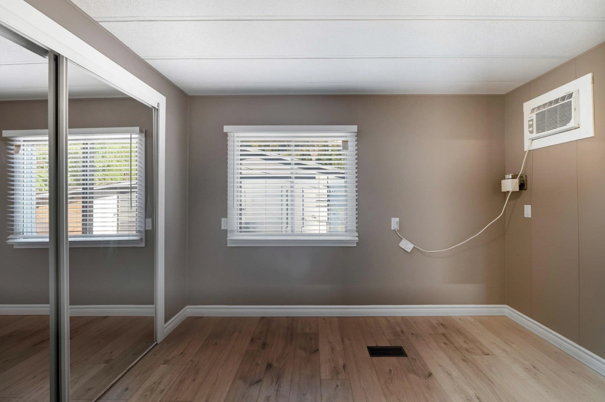 Mudroom Photo of 21 34519 Lougheed Highway, Mission, BC