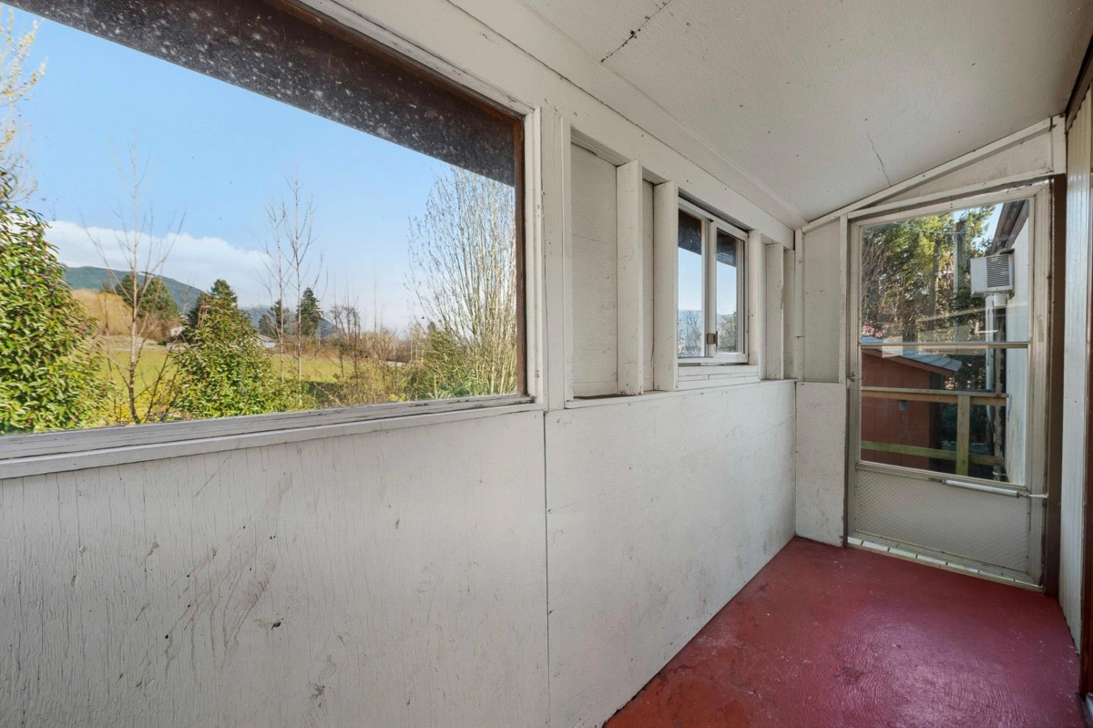 Outdoor Patio Photo of 21 34519 Lougheed Highway, Mission, BC