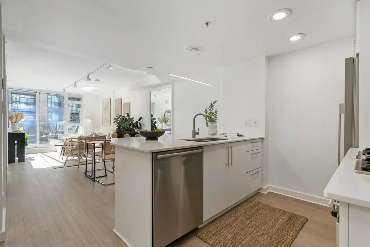 Exterior Rear Photo of 374 2080 W Broadway, Vancouver, BC