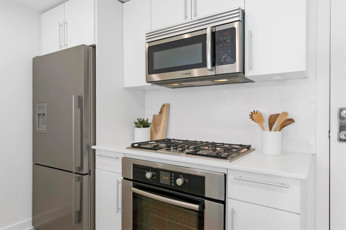 Family Room Photo of 374 2080 W Broadway, Vancouver, BC