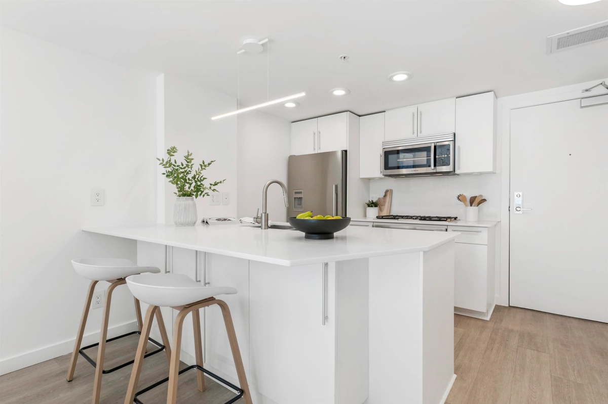 Kitchen Island Photo of 374 2080 W Broadway, Vancouver, BC