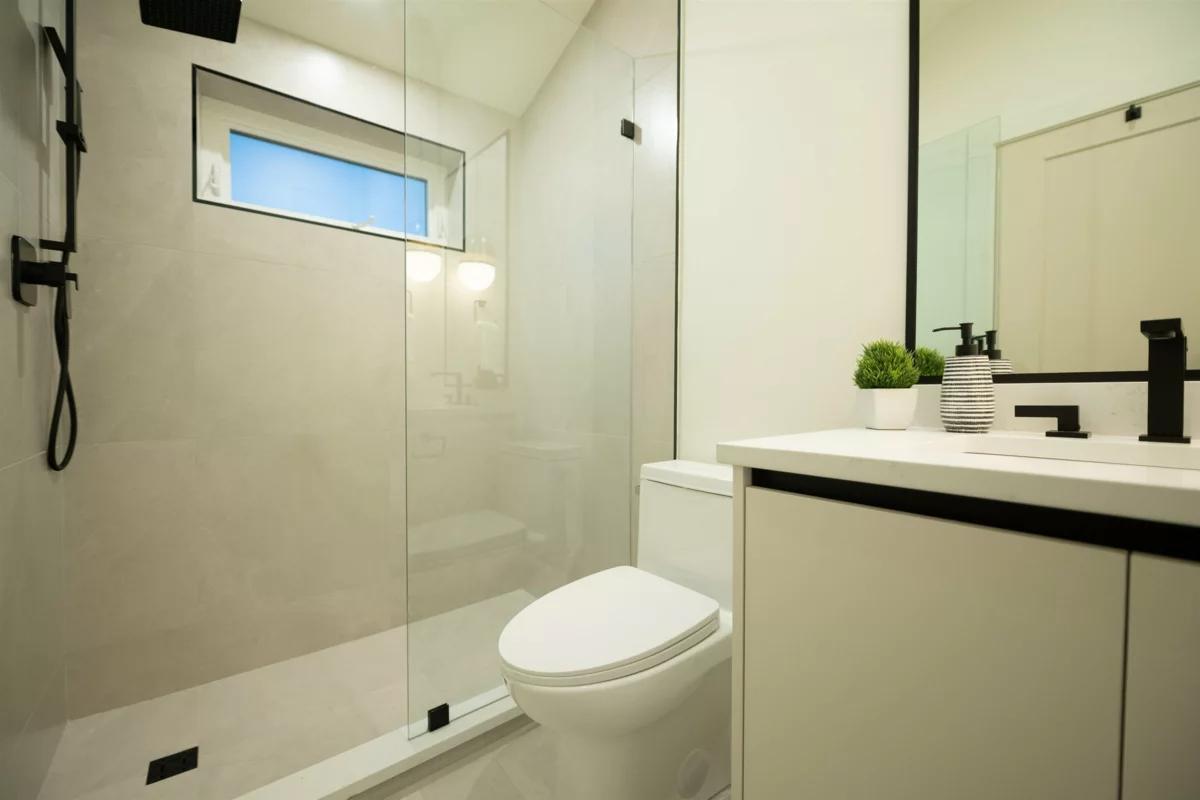 Pantry Photo of 1 773 E 61st Avenue, Vancouver, BC