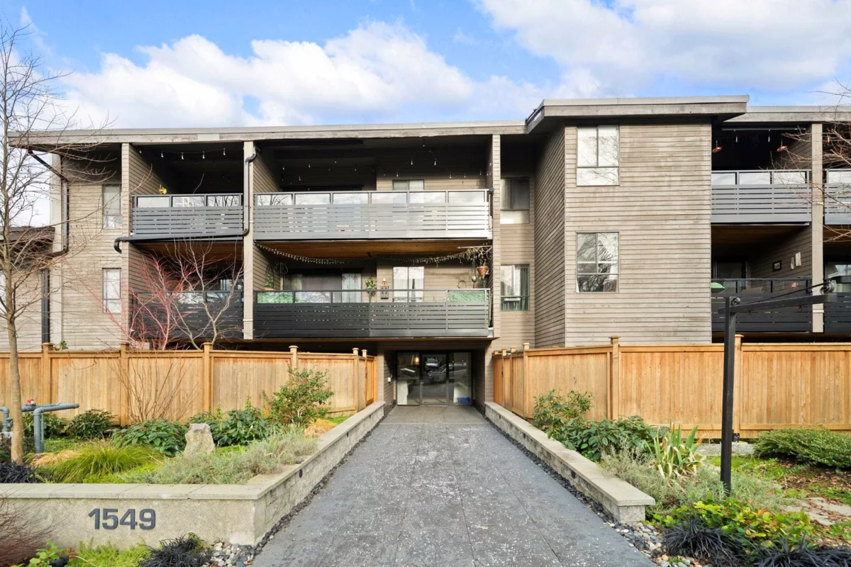 Laundry Room Photo of 104 1549 Kitchener Street, Vancouver, BC