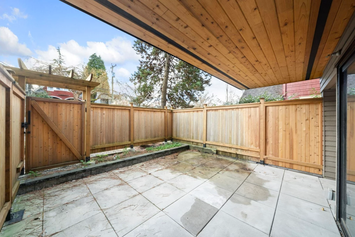 Powder Room Photo of 104 1549 Kitchener Street, Vancouver, BC