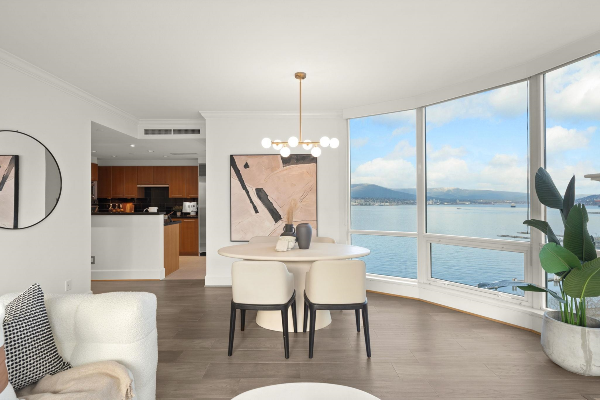 Living Room Photo of 1503 323 Jervis Street, Vancouver, BC