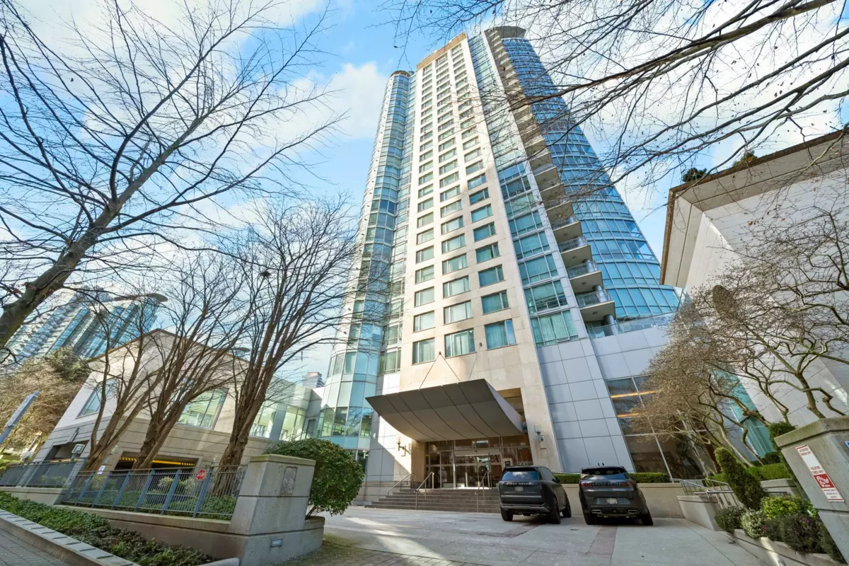 Neighborhood Park Photo Near 1503 323 Jervis Street, Vancouver, BC