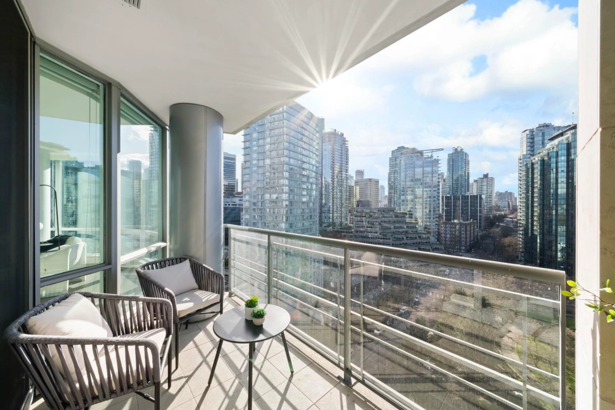 Office / Den Photo of 1503 323 Jervis Street, Vancouver, BC