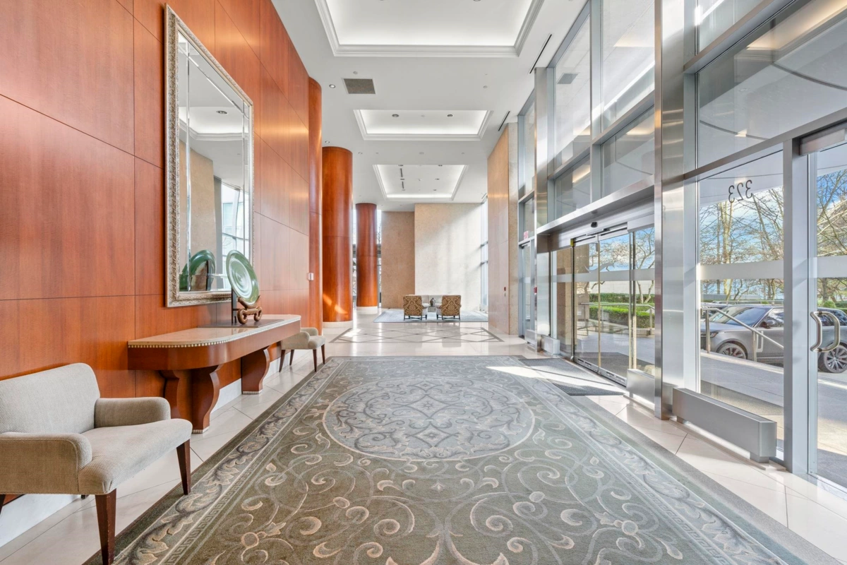 Swimming Pool Photo of 1503 323 Jervis Street, Vancouver, BC