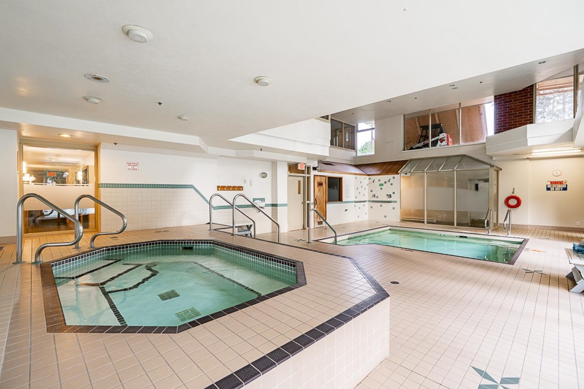 Garden / Landscaping Photo of 402 728 Farrow Street, Coquitlam, BC