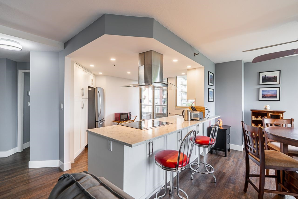 Kitchen Island Photo of 402 728 Farrow Street, Coquitlam, BC