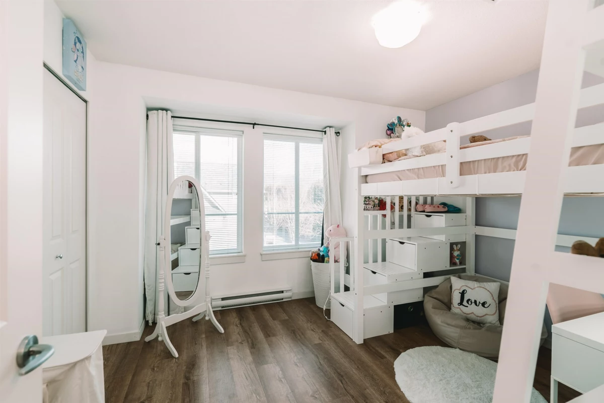 Basement Recreation Room Photo of 136 2418 Avon Place, Port Coquitlam, BC