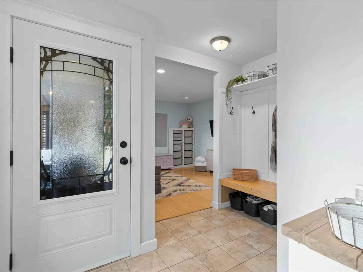 Guest Bathroom Photo of 6909 Fraser Drive, Agassiz, BC