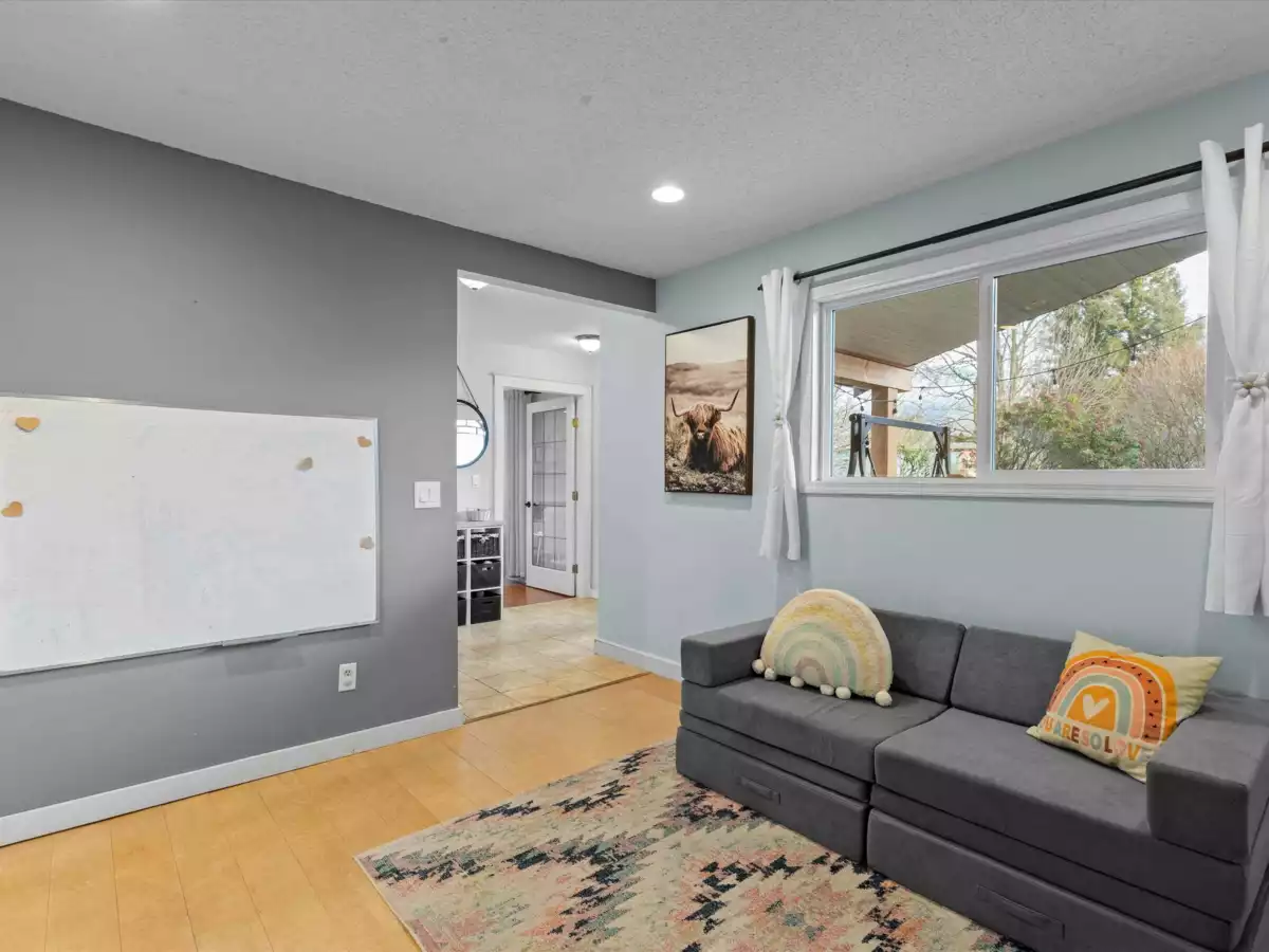 Powder Room Photo of 6909 Fraser Drive, Agassiz, BC