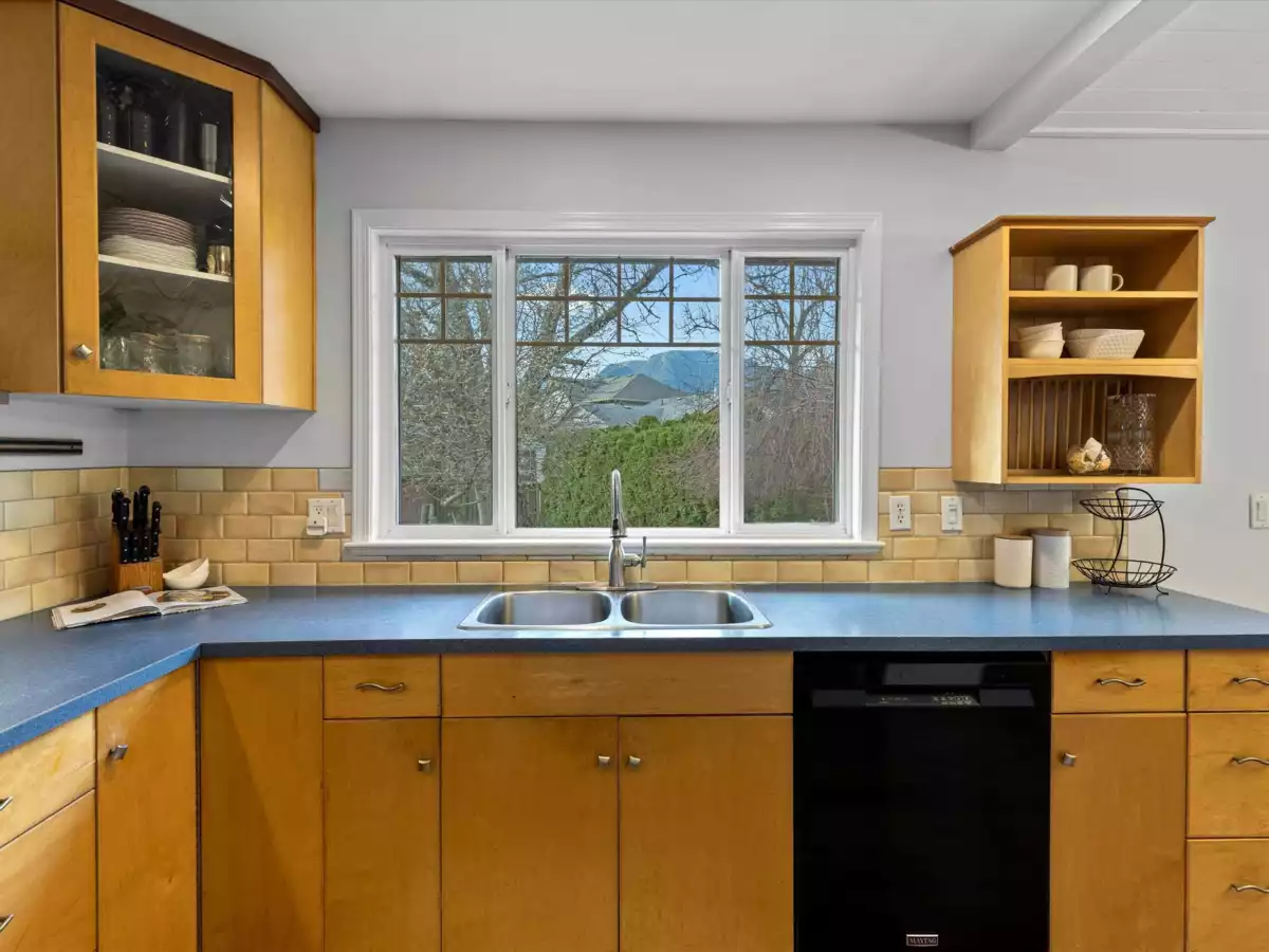 Walk-In Closet Photo of 6909 Fraser Drive, Agassiz, BC