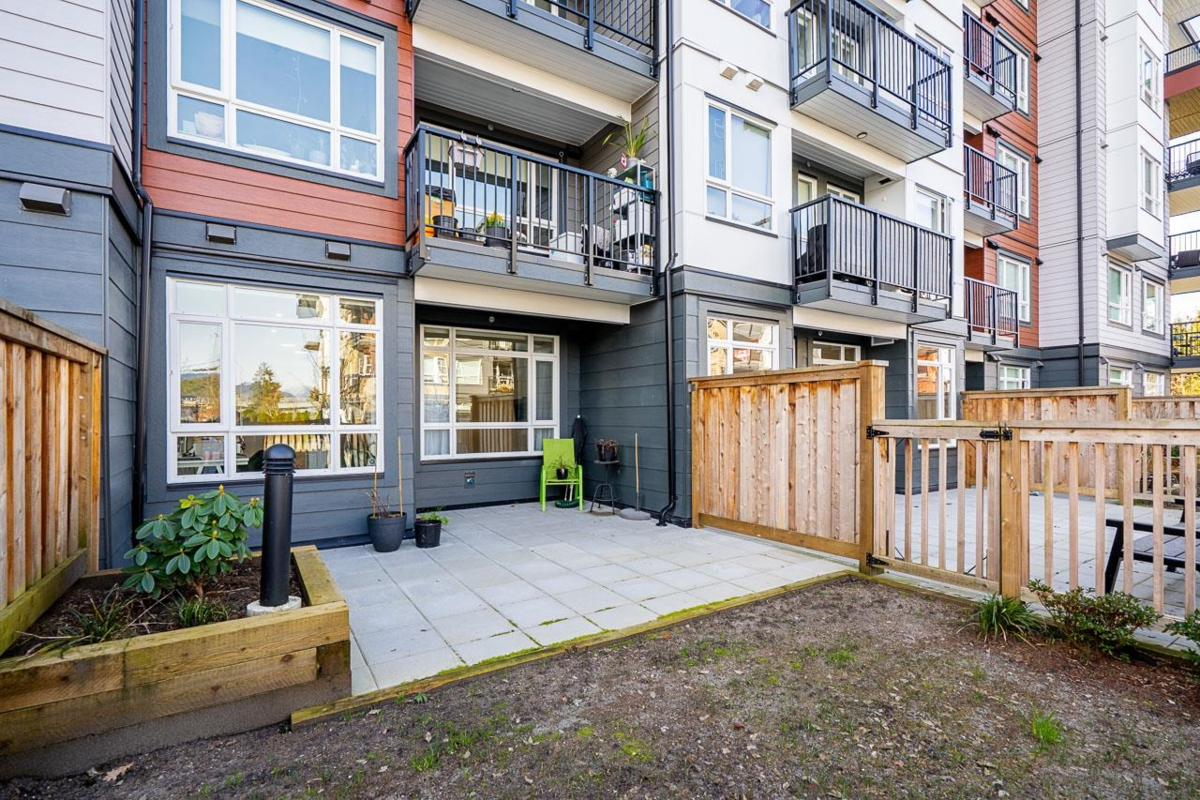 Mudroom Photo of 105 22575 Brown Avenue, Maple Ridge, BC