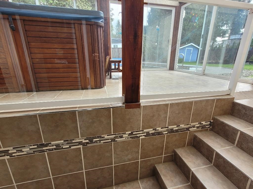 Hallway Photo of 2126 Meadows Street, Abbotsford, BC