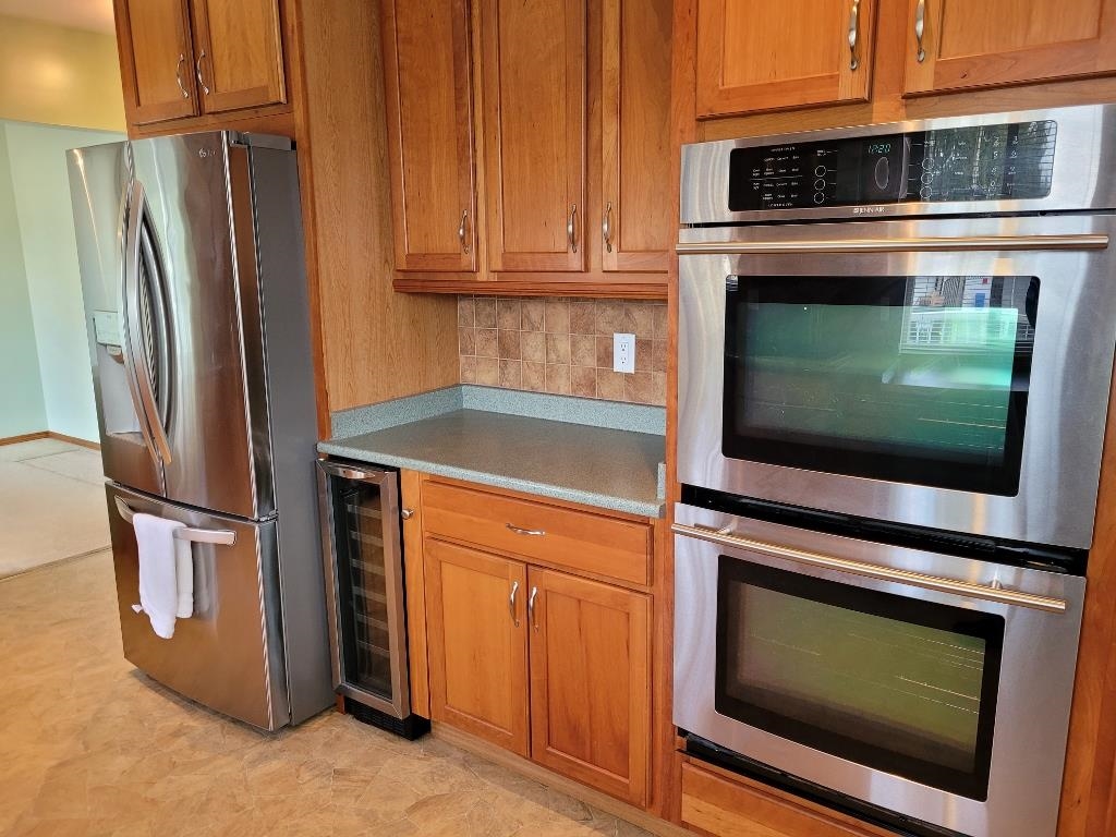 Kitchen Photo of 2126 Meadows Street, Abbotsford, BC
