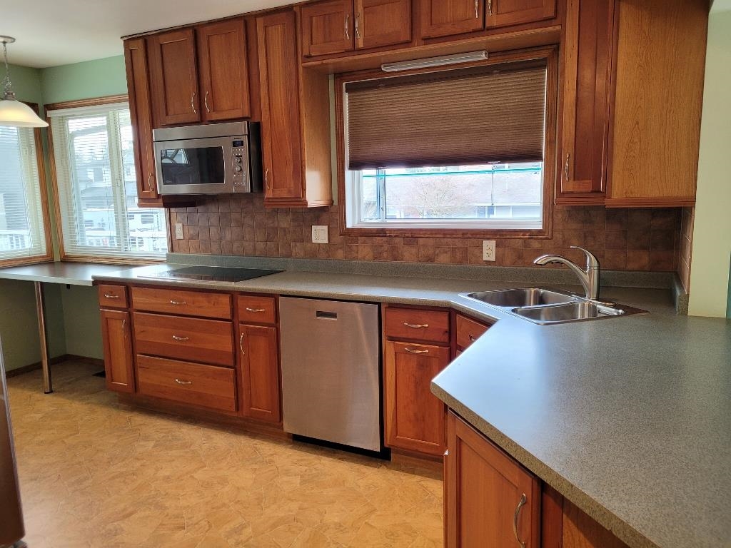 Living Room Photo of 2126 Meadows Street, Abbotsford, BC