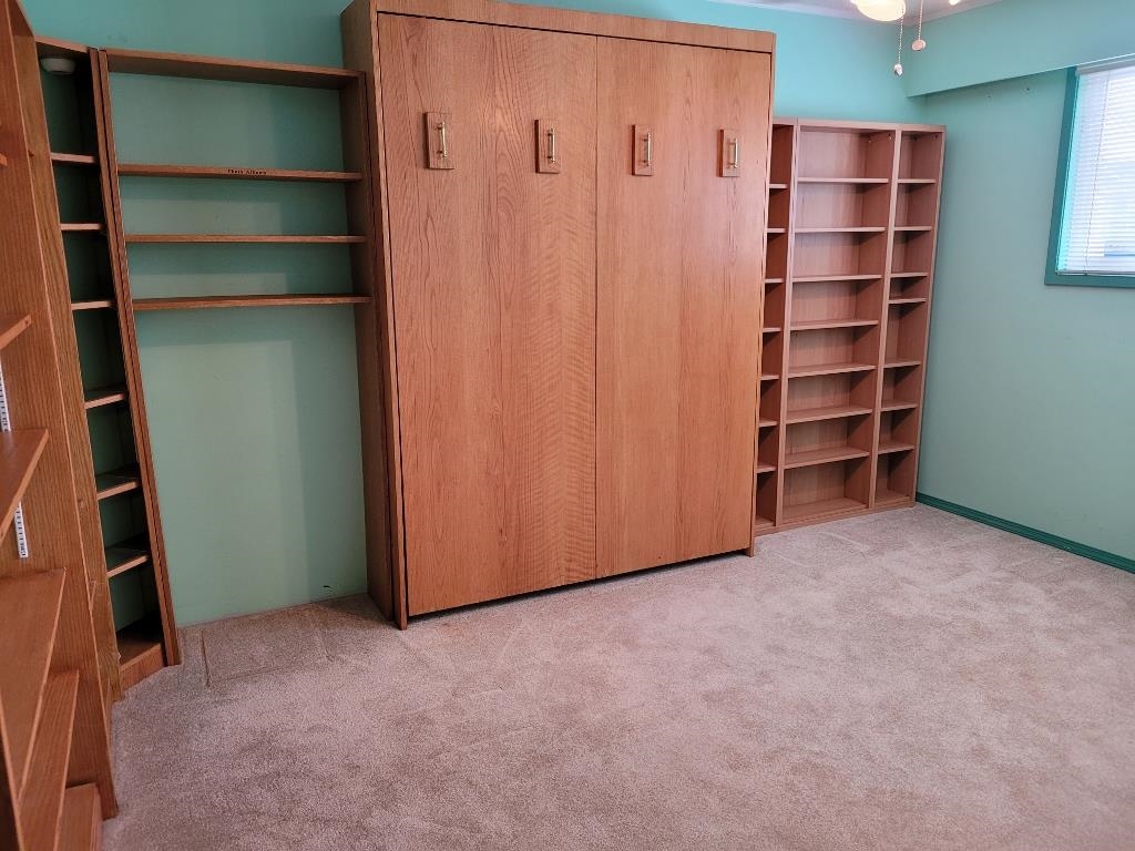 Powder Room Photo of 2126 Meadows Street, Abbotsford, BC