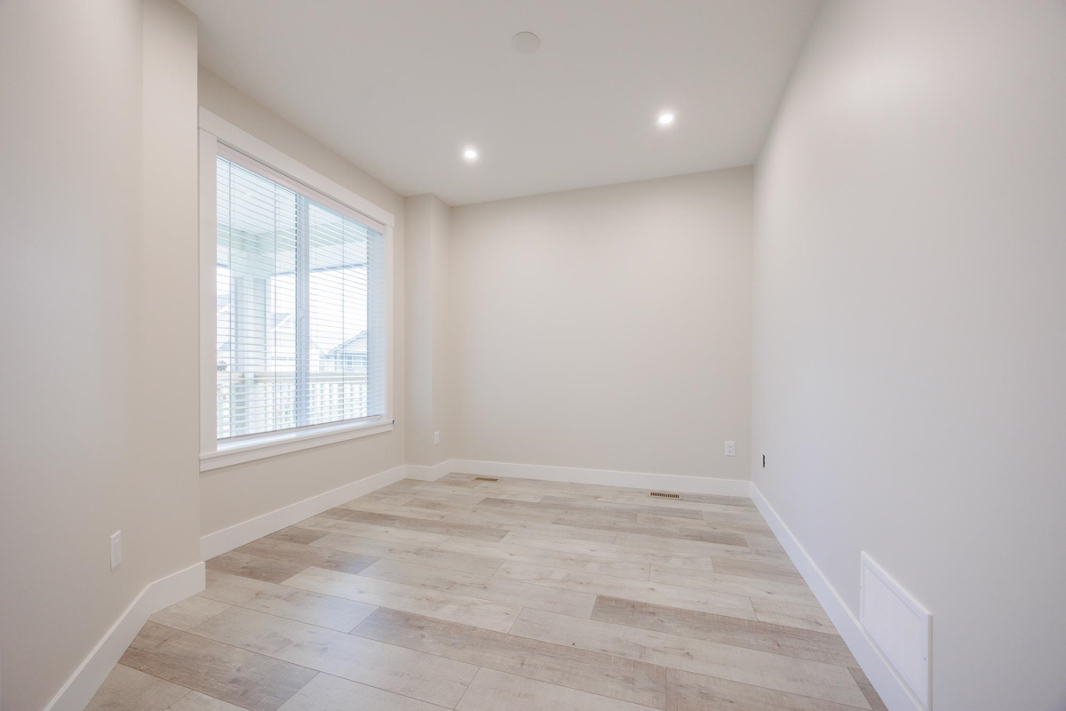 Kitchen Island Photo of 96 6211 Chilliwack River Road, Chilliwack, BC