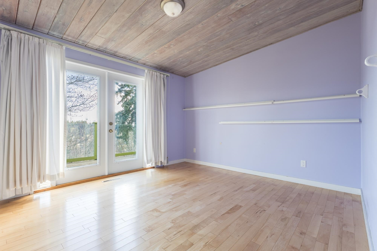 Guest Bathroom Photo of 494 Sargent Road, Gibsons, BC