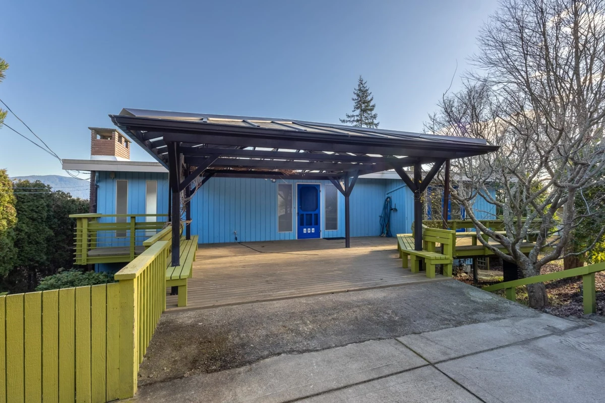 Hot Tub / Spa Photo of 494 Sargent Road, Gibsons, BC