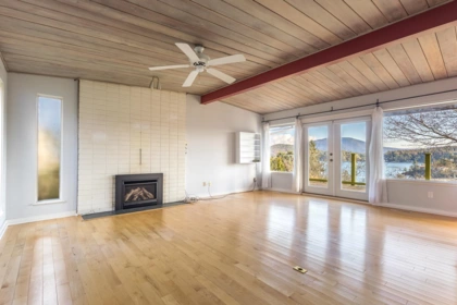 494 Sargent Road, Gibsons, BC, Gibsons & Area — 3 bed single family residence for sale