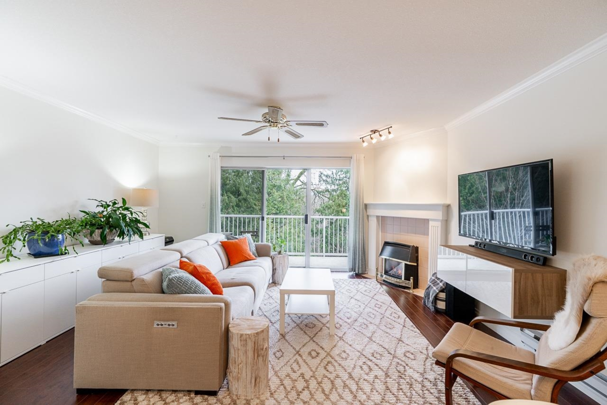 Primary Bedroom Photo of 30 3380 Gladwin Road, Abbotsford, BC