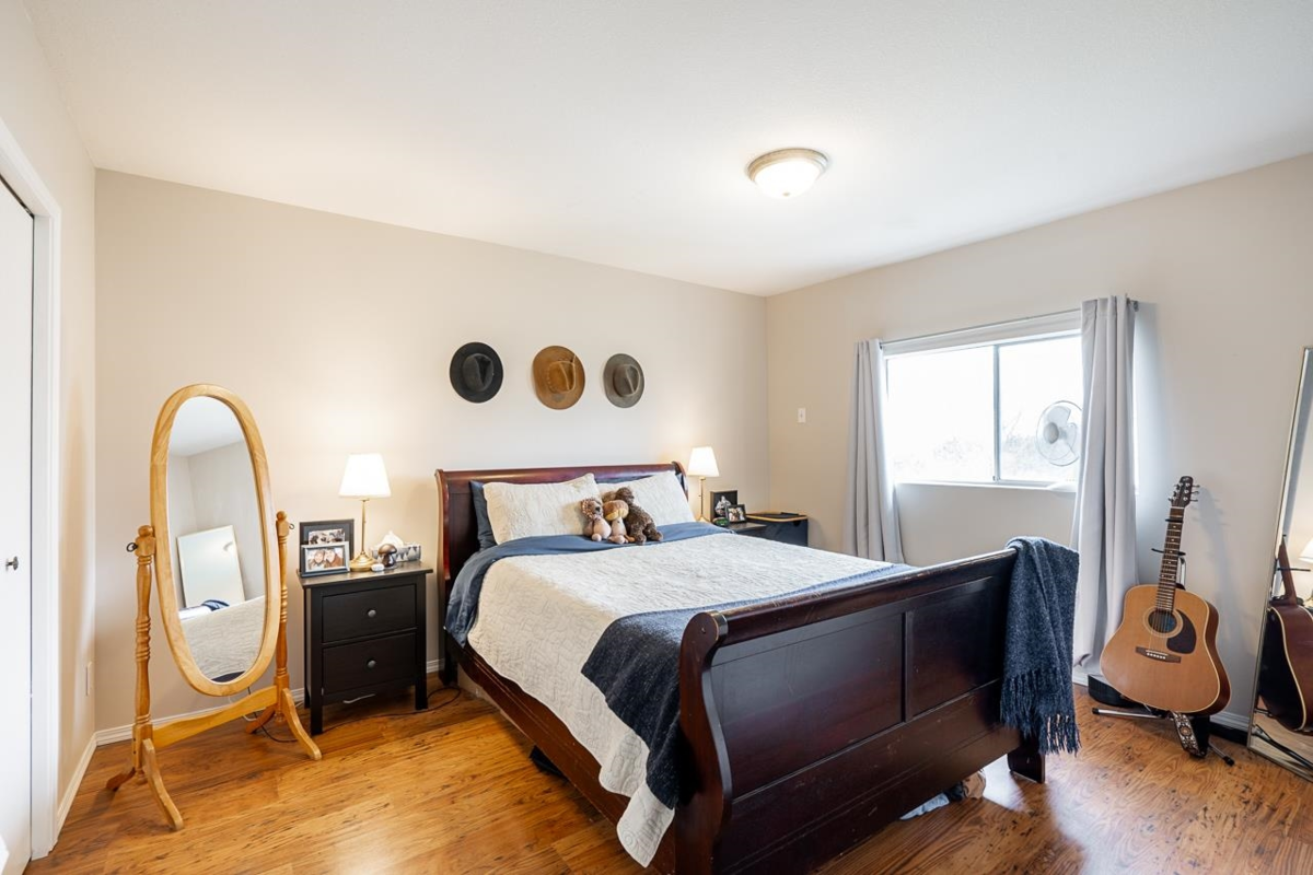 Garage Interior Photo of 40575 No. 4 Road, Abbotsford, BC