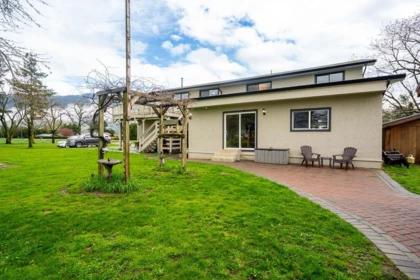 Community Amenities Photo (Clubhouse) of 40575 No. 4 Road, Abbotsford, BC