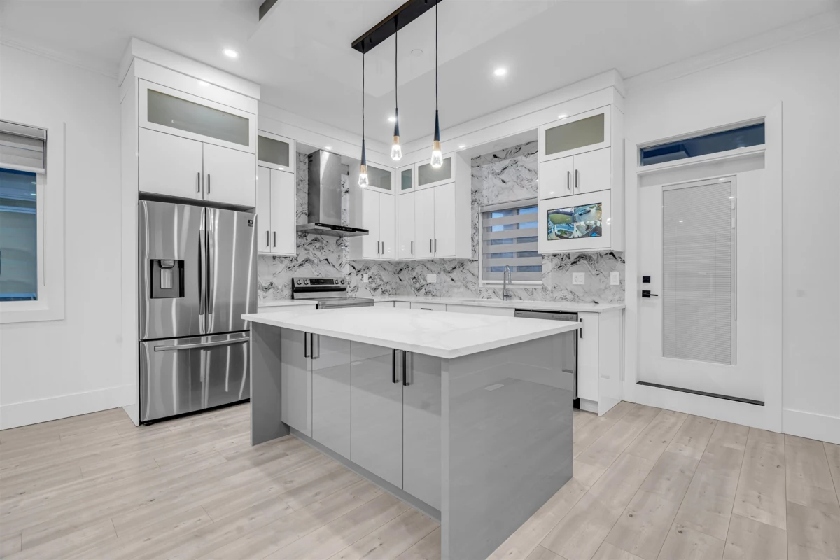 Dining Area Photo of 32689 Carter Avenue, Mission, BC