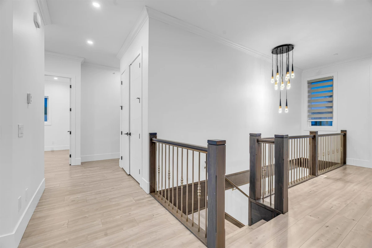 Kitchen Island Photo of 32689 Carter Avenue, Mission, BC