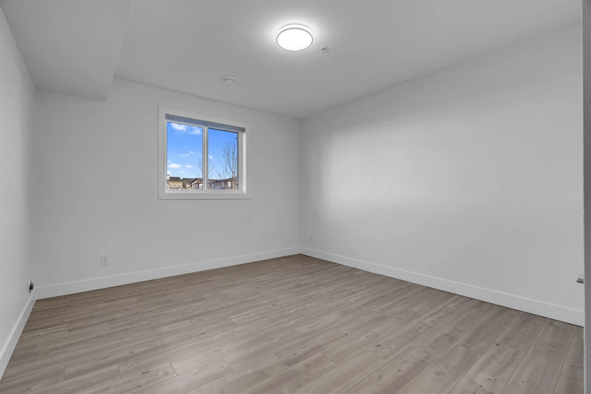 Swimming Pool Photo of 32689 Carter Avenue, Mission, BC