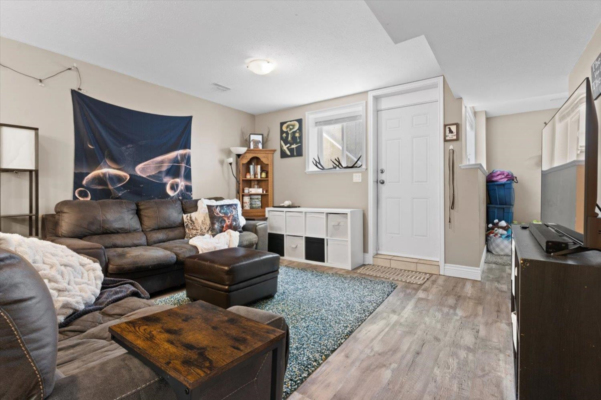 Garage Interior Photo of 5398 Chinook Street, Chilliwack, BC