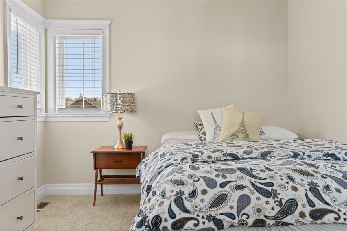 Mudroom Photo of 5398 Chinook Street, Chilliwack, BC