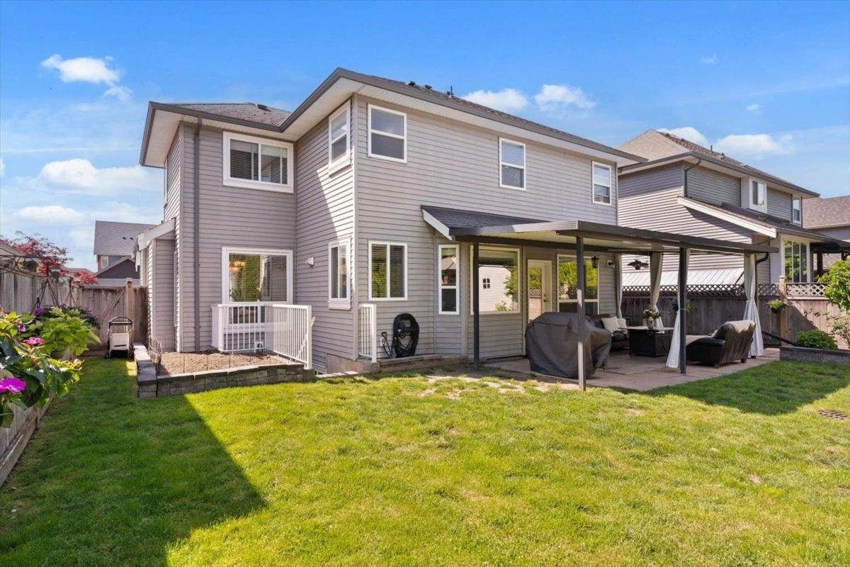 Outdoor Kitchen Photo of 5398 Chinook Street, Chilliwack, BC