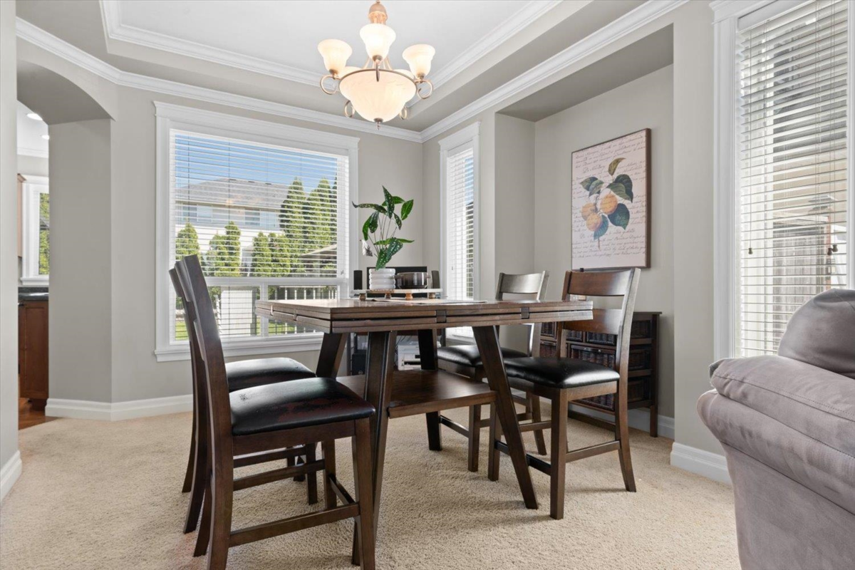 Walk-In Closet Photo of 5398 Chinook Street, Chilliwack, BC