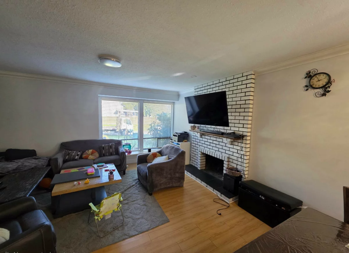 Family Room Photo of 6524 133a Street, Surrey, BC