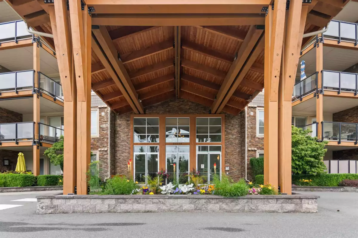 Living Room Photo of 301 45750 Keith Wilson Road, Chilliwack, BC