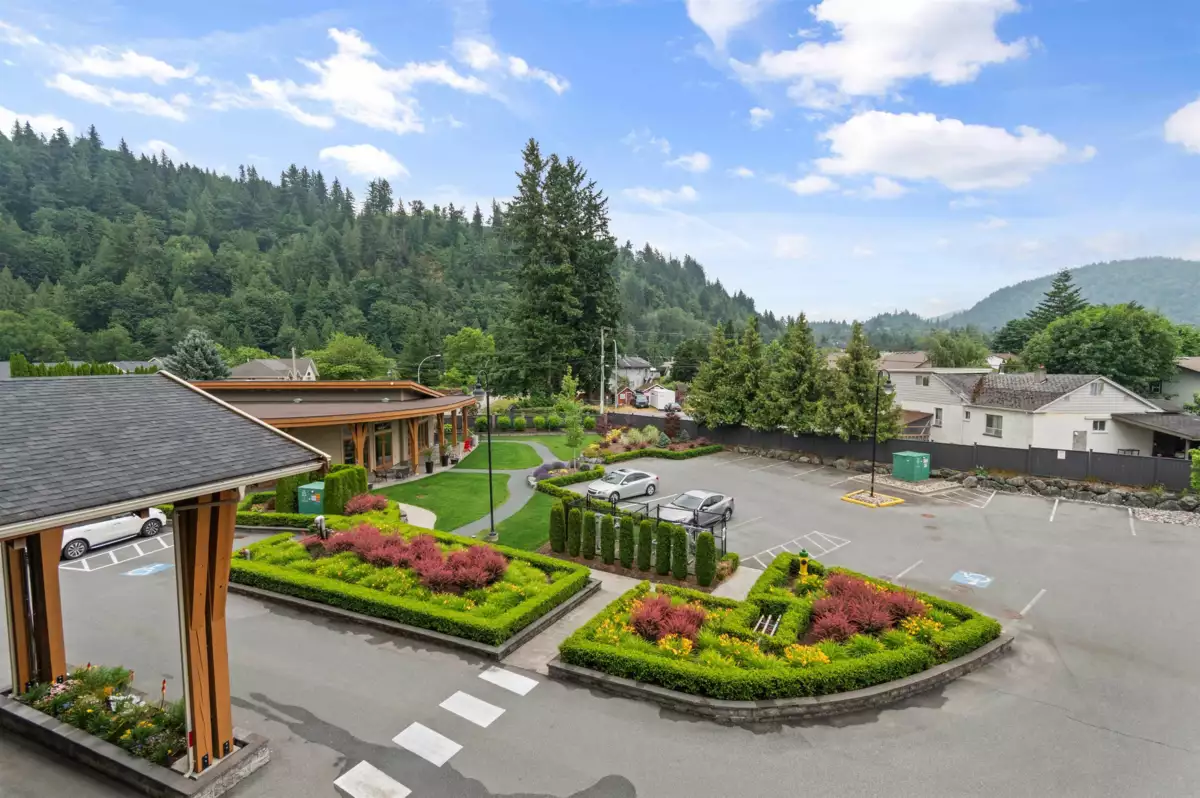 Swimming Pool Photo of 301 45750 Keith Wilson Road, Chilliwack, BC