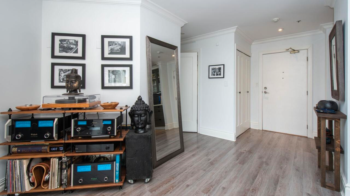 Guest Bathroom Photo of 404 1502 Island Park Walk, Vancouver, BC