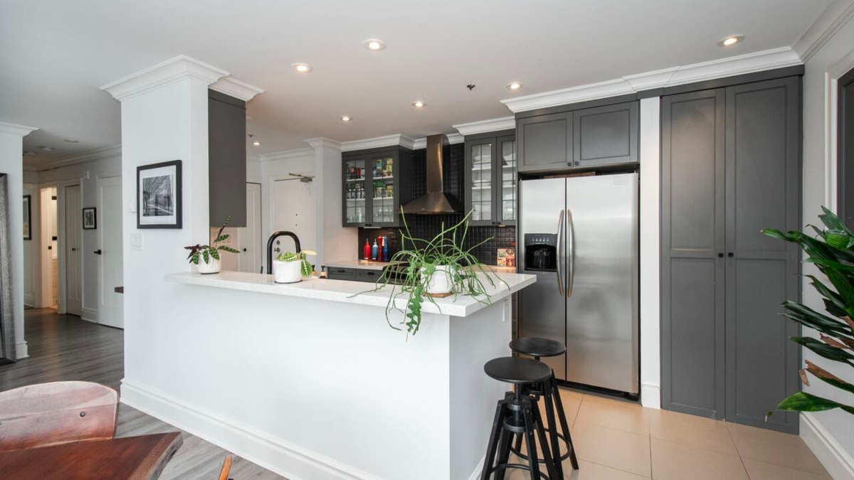 Walk-In Closet Photo of 404 1502 Island Park Walk, Vancouver, BC