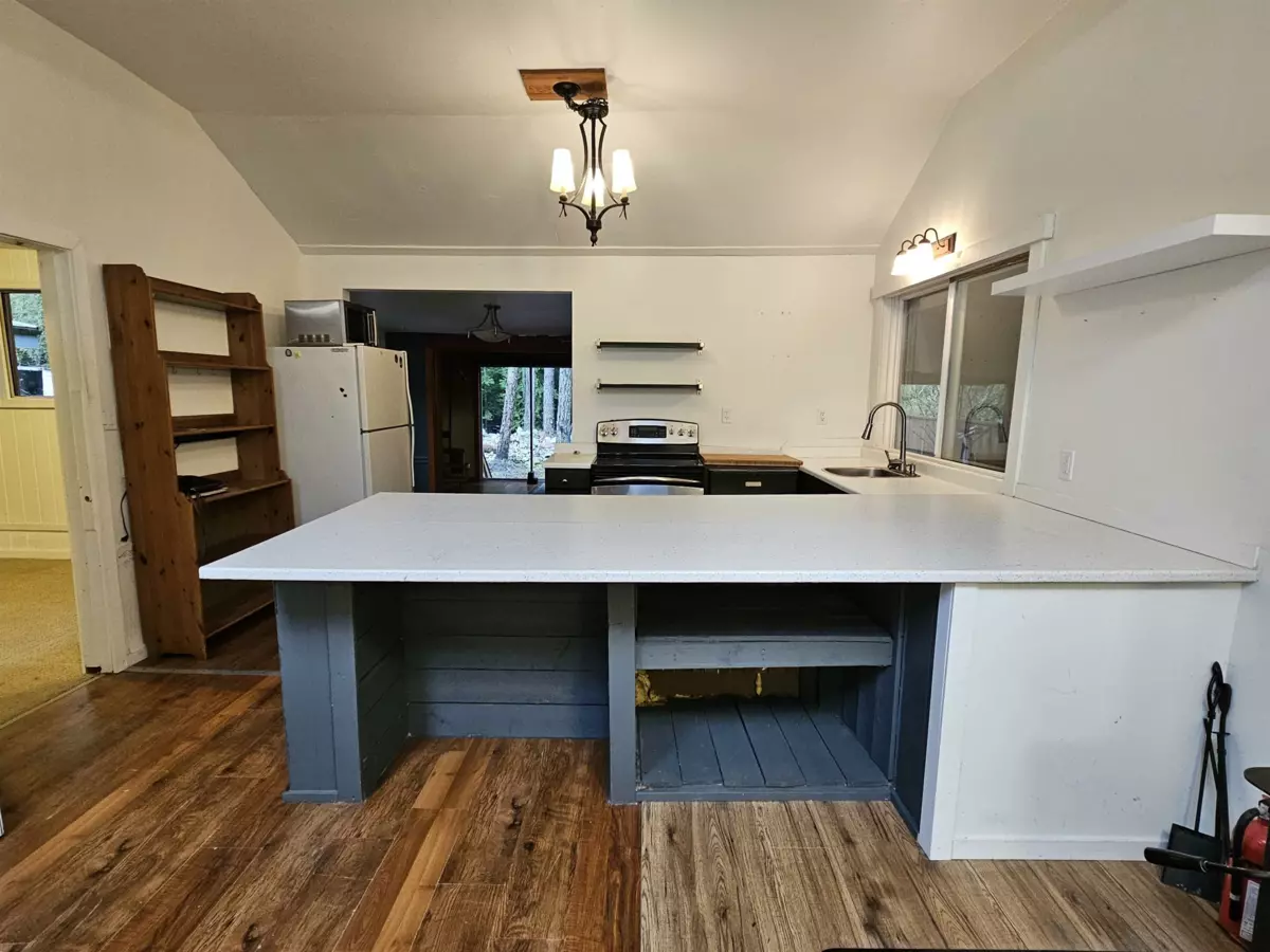 Basement Recreation Room Photo of 3070 Midnight Way, Squamish, BC