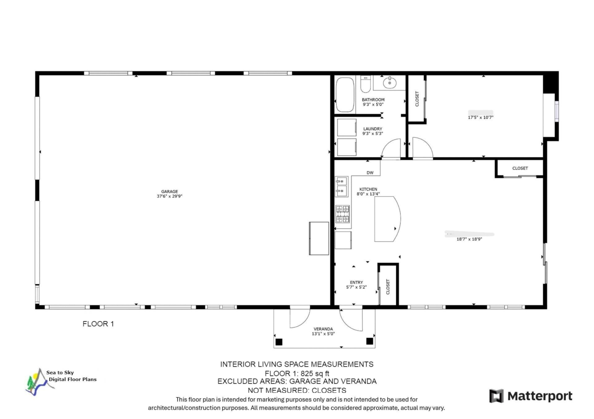Living Room Photo of 3070 Midnight Way, Squamish, BC