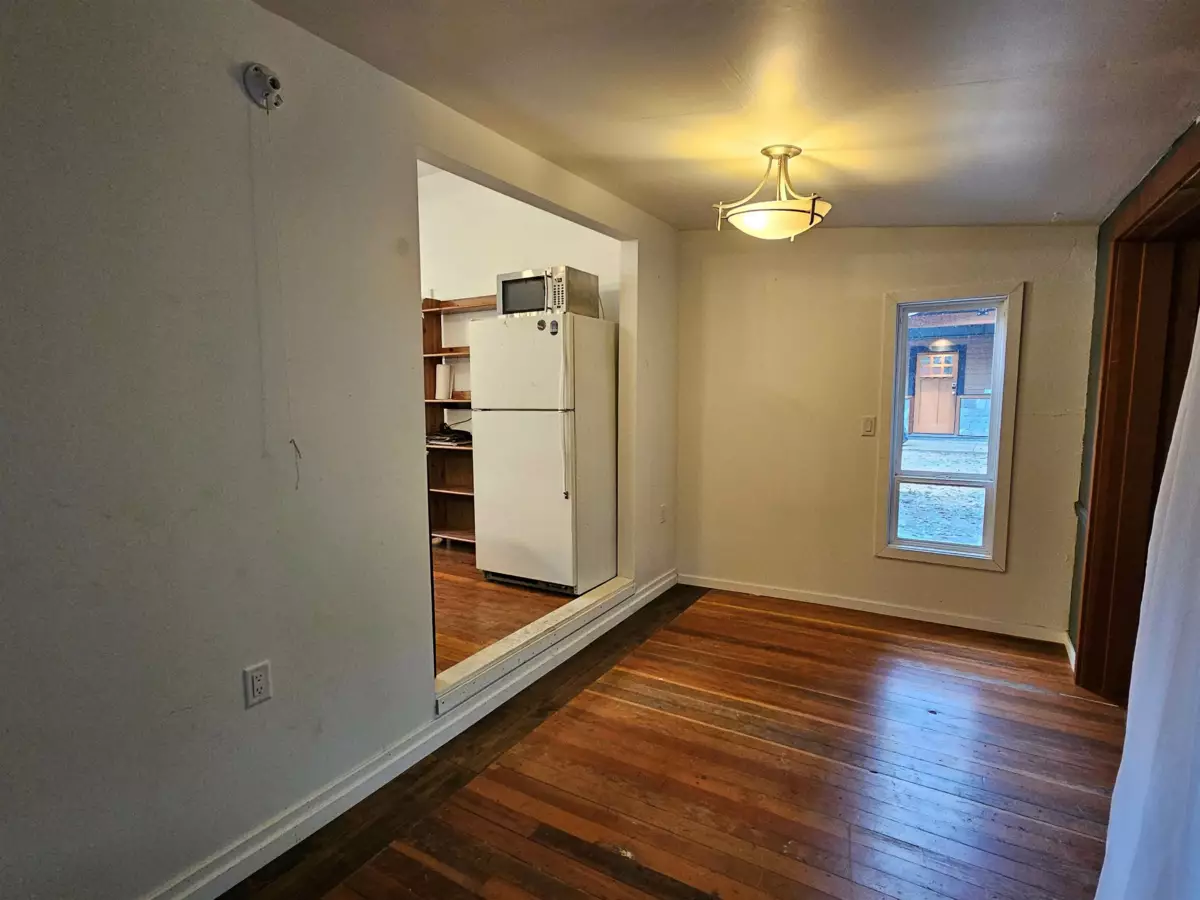 Mudroom Photo of 3070 Midnight Way, Squamish, BC