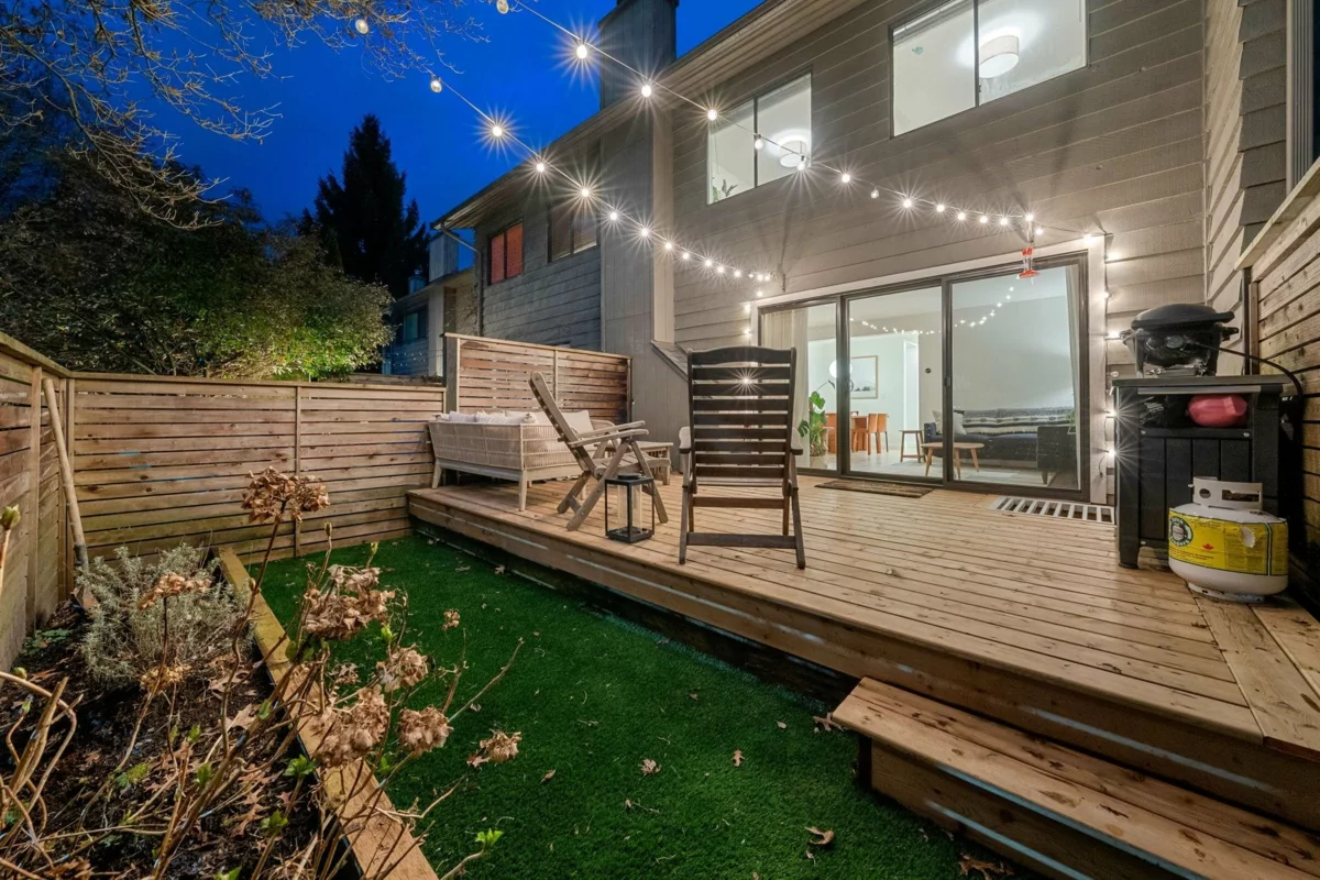 Garden / Landscaping Photo of 34 1910 Cedar Village Crescent, North Vancouver, BC