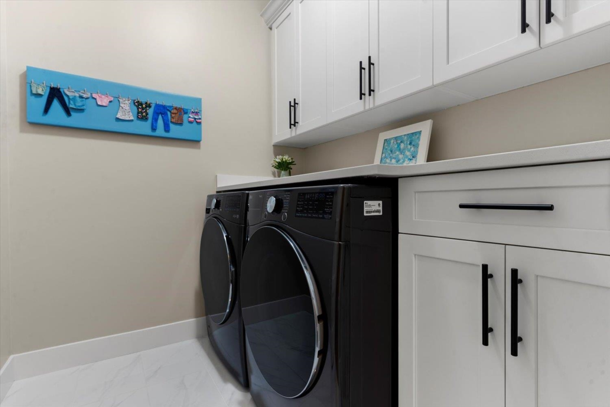 Backyard Photo of 203 5380 Tyee Lane, Chilliwack, BC