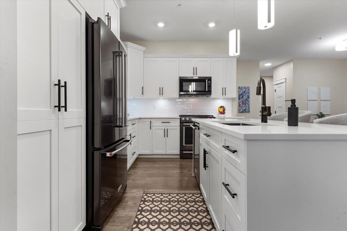 Bedroom 2 Photo of 203 5380 Tyee Lane, Chilliwack, BC