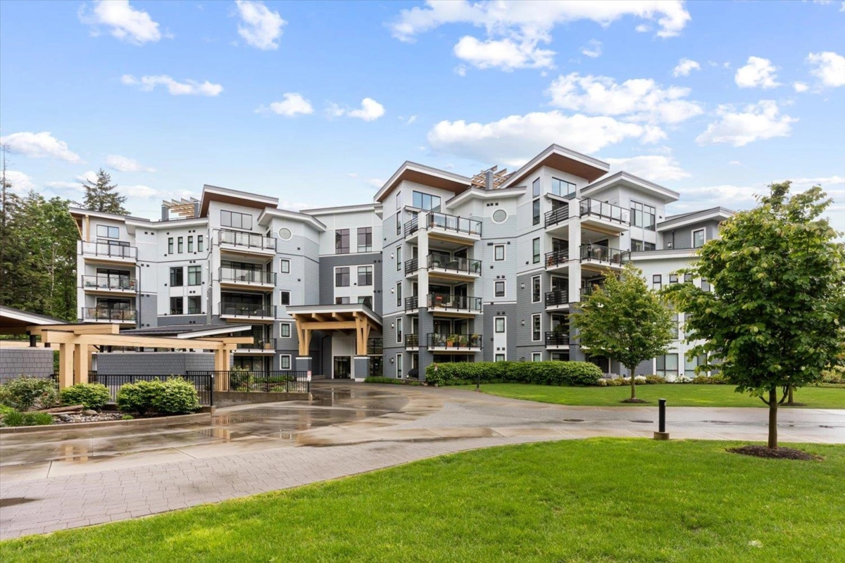 Hot Tub / Spa Photo of 203 5380 Tyee Lane, Chilliwack, BC